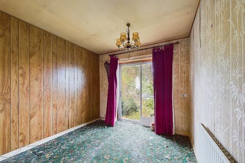 154 Mead Way, Bromley, BR2 9ET