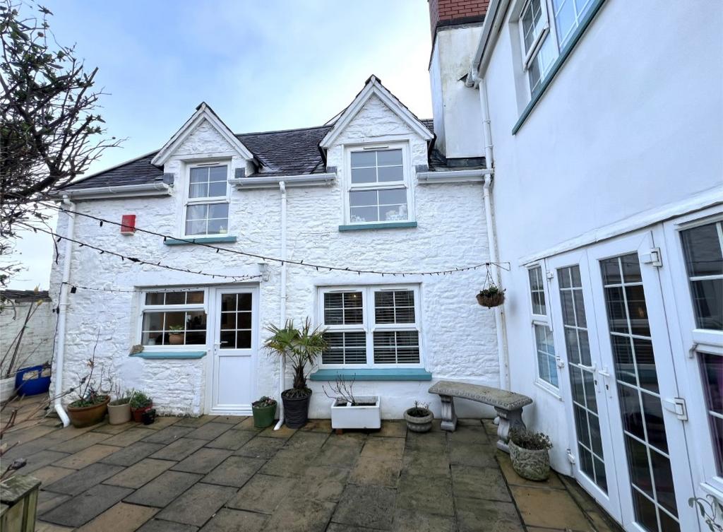Bay View Road, Northam EX39 4 bed link detached house for sale £499,950
