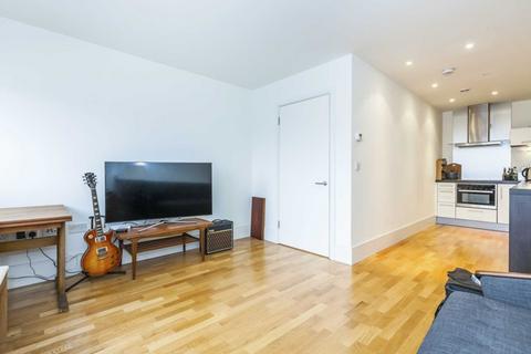 1 bedroom apartment for sale, Eaststand Apartments, London, N5