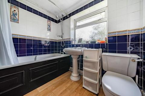 10 Chetwode, Overthorpe, Banbury, OX17 2AB