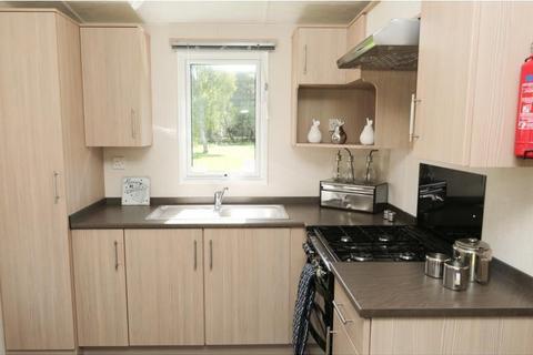 3 bedroom lodge for sale, Sleaford Road Tattershall