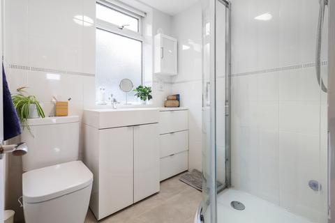 58 Elstree Gardens, Belvedere, DA17 5DN