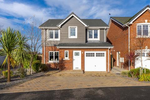 4 bedroom detached house for sale, 124, Royal Park, Ramsey
