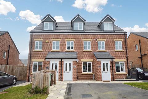 3 bedroom terraced house for sale, Daisy Bank Avenue, Micklefield, Leeds, West Yorkshire