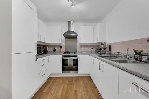 9 Mellowes Road, Hornchurch, RM11 1GF