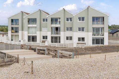 2 bedroom ground floor flat for sale, East Bracklesham Drive, Bracklesham Bay, PO20