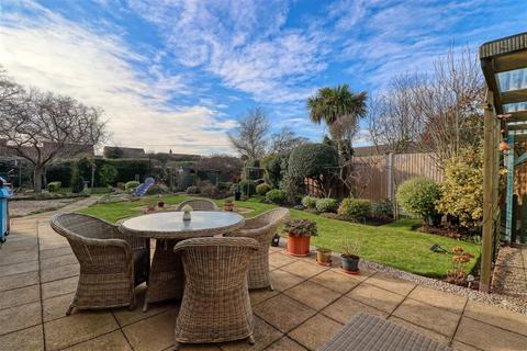 22 Bembridge Close, Clacton-on-sea, CO15 4QF
