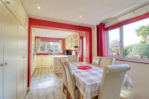 22 Bembridge Close, Clacton-on-sea, CO15 4QF