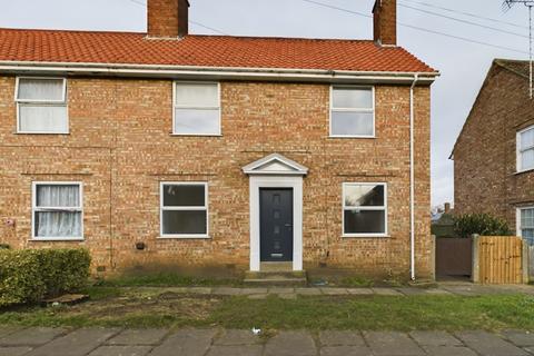 3 bedroom semi-detached house to rent, Bunbury Road, Bury St Edmunds, IP32