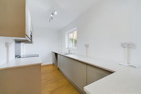3 bedroom semi-detached house to rent, Bunbury Road, Bury St Edmunds, IP32