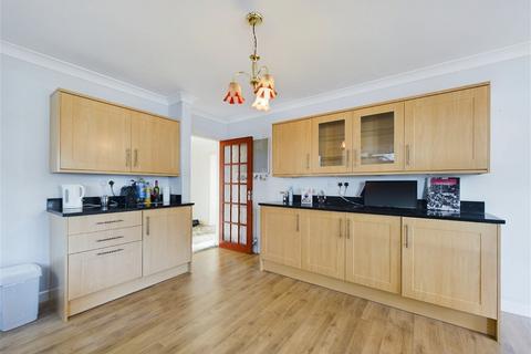 3 bedroom detached bungalow for sale, Alford Close, Worthing BN14
