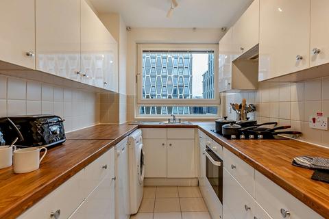 2 bedroom flat to rent, Luke House, Westminster, London SW1P
