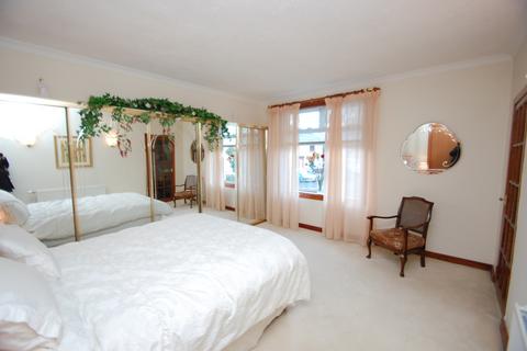 8 Bowmore Road, Glasgow, G52 1AP