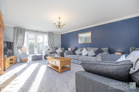 1 Nelsons Loke, Great Ellingham, Attleborough, NR17 1HG