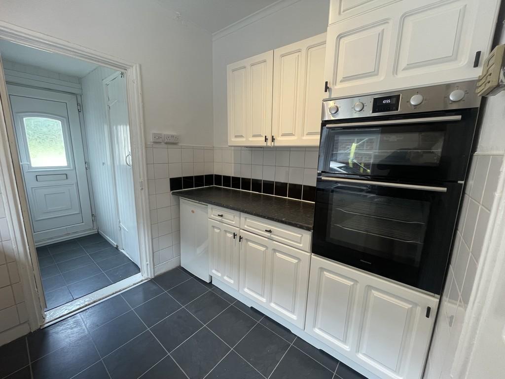 Kitchen 4