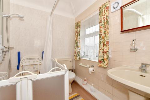 10 Cavell Square, Deal, CT14 9HN