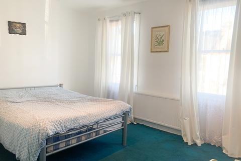 House share to rent - Kinnoul Road, Fulham, London, W6
