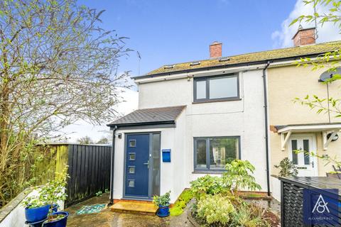 3 bedroom end of terrace house for sale, The Green, Brackley NN13