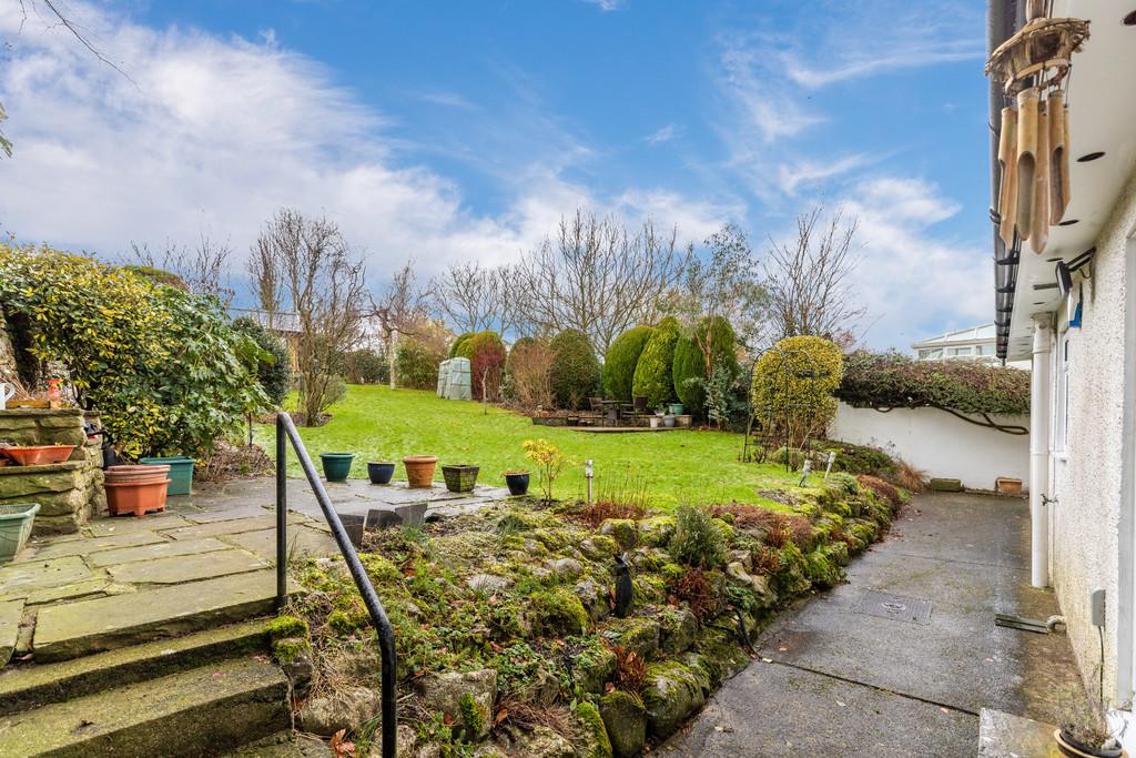Enclosed Rear Garden