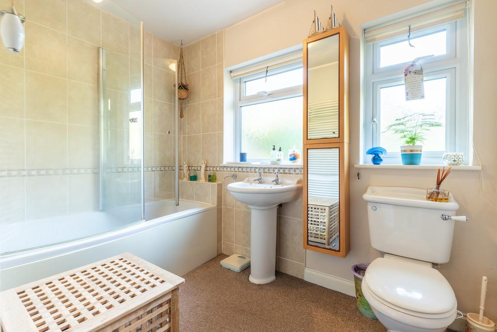 Ground Floor Bathroom