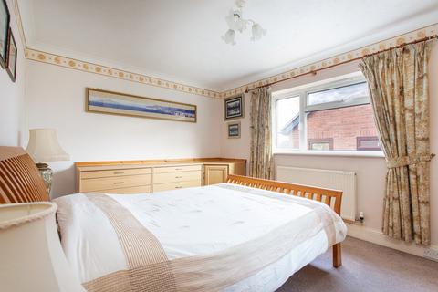 15 Upper Garston Lane, Bratton, Westbury, BA13 4SN