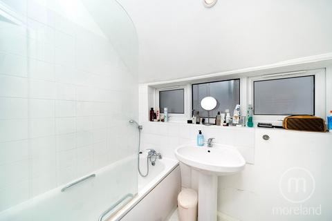 129 Wentworth Road, London, NW11 0RJ