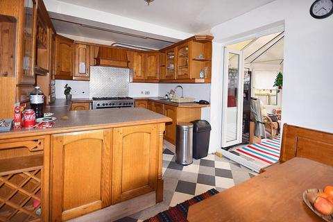 12 Abbotts Place, Stoke-on-trent, ST2 8ED