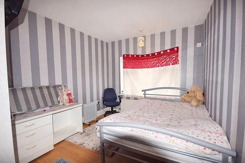 12 Abbotts Place, Stoke-on-trent, ST2 8ED