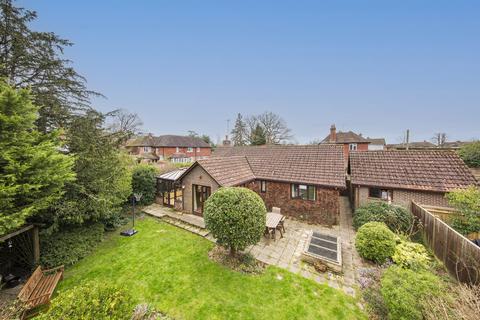 7 Derby Close, Hildenborough, Tonbridge, TN11 9JU