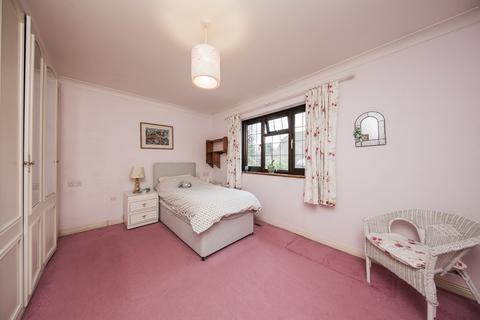 7 Derby Close, Hildenborough, Tonbridge, TN11 9JU