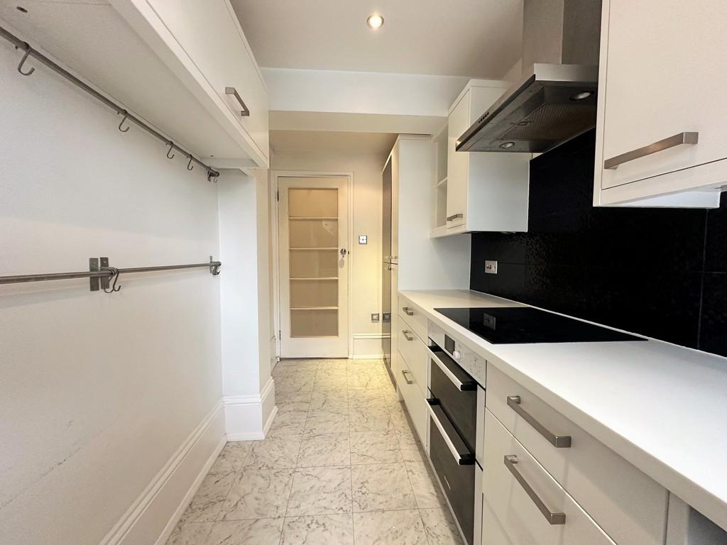 Wick Hall, Furze Hill, Hove, BN3 1NF 2 bed apartment for sale £420,000