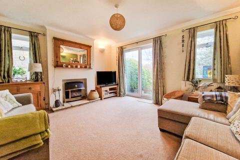 4 bedroom semi-detached house for sale, Orchard Road, Alderton, Tewkesbury, Gloucestershire