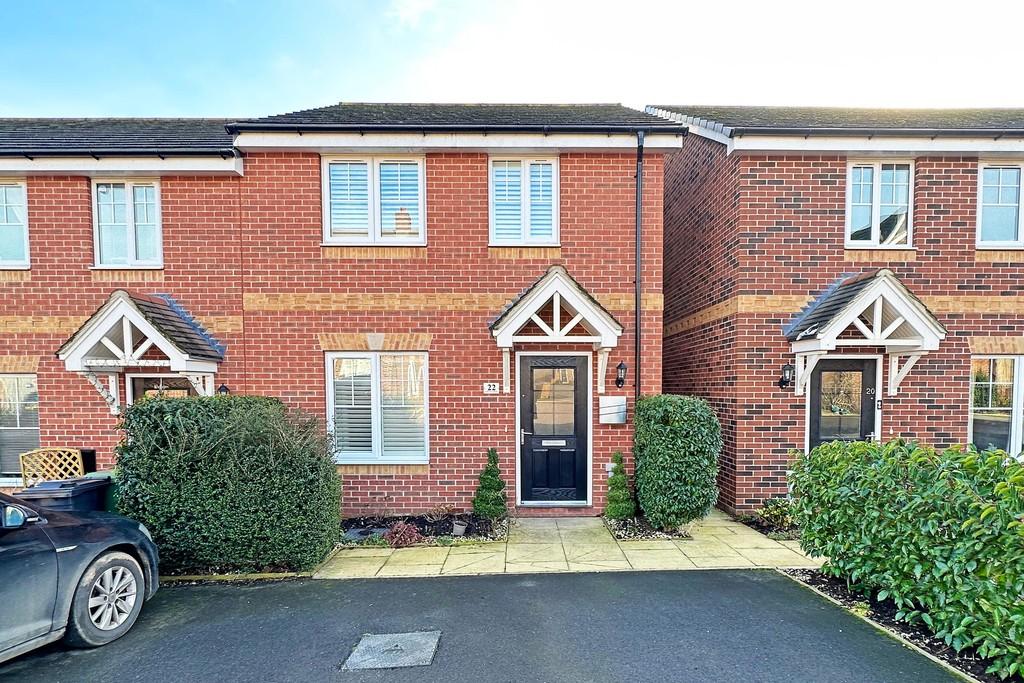 Balkwill Crescent, Knowle 3 bed semidetached house to rent £1,500