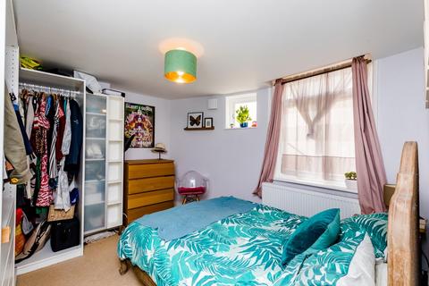 1 bedroom apartment for sale, St. Georges Terrace, Brighton BN2