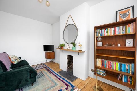 8 Bear Road, Brighton, BN2 4DA