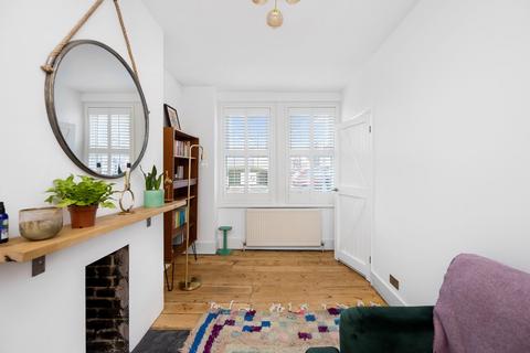 8 Bear Road, Brighton, BN2 4DA