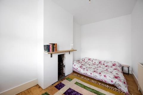 8 Bear Road, Brighton, BN2 4DA