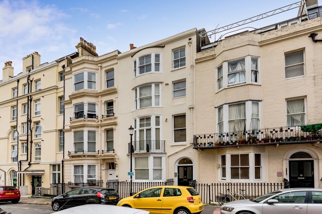 Devonshire Place, Brighton BN2 1 bed apartment for sale £275,000