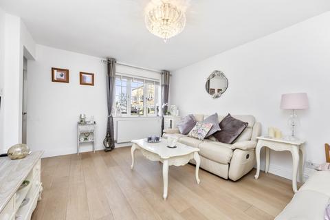12 Barry Walk, Brighton, BN2 0HP
