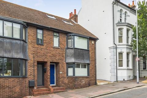 4 bedroom terraced house for sale - Egremont Place, Brighton BN2
