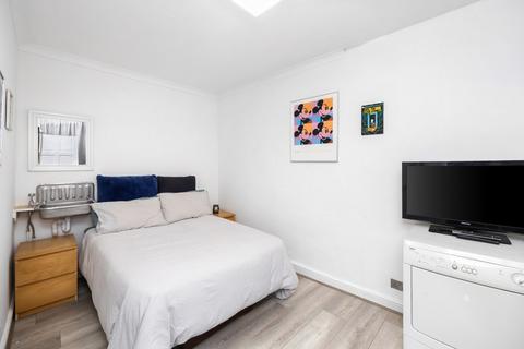 2 bedroom terraced house for sale - Bear Road, Brighton BN2