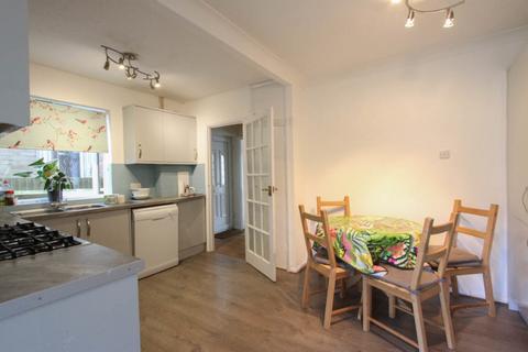 13 Batemans Road, Brighton, BN2 6RD