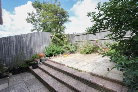 13 Batemans Road, Brighton, BN2 6RD