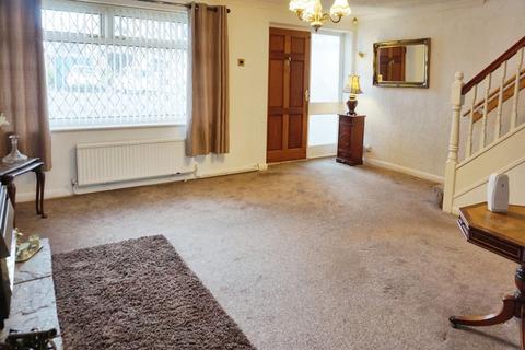 4 Brailes Drive, Sutton Coldfield, B76 2UW