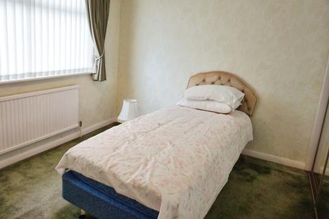 4 Brailes Drive, Sutton Coldfield, B76 2UW