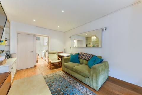 1 bedroom flat to rent, Beaumont Buildings, Martlett Court, London