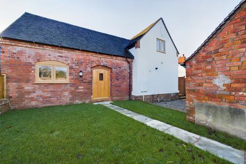 3 bedroom barn conversion for sale - Lullington Road, Coton-in-the-Elms