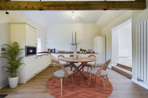 3 bedroom barn conversion for sale, Lullington Road, Coton-in-the-Elms