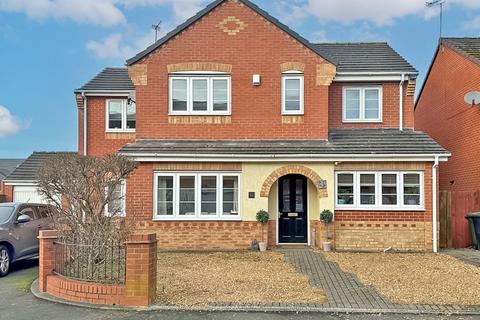 6 bedroom detached house for sale, Smallshire Close, Wednesfield