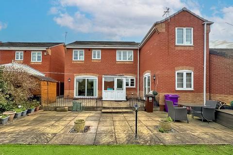 6 bedroom detached house for sale, Smallshire Close, Wednesfield